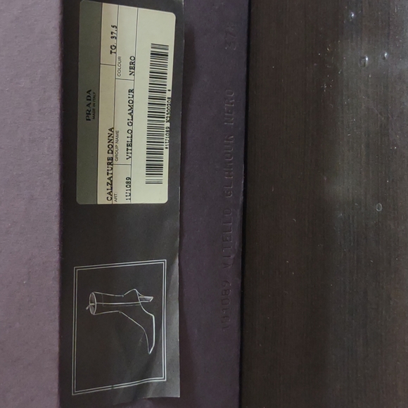 Prada black leather calf zip up boot w/ go go heel - Picture 2 of 7